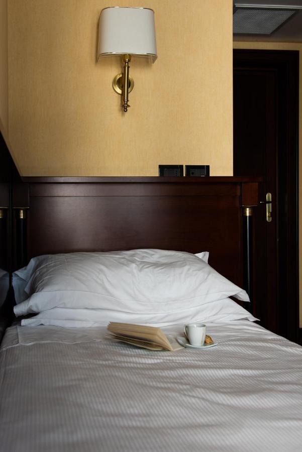 Hotel Petite Fleur 로카라소 외부 사진