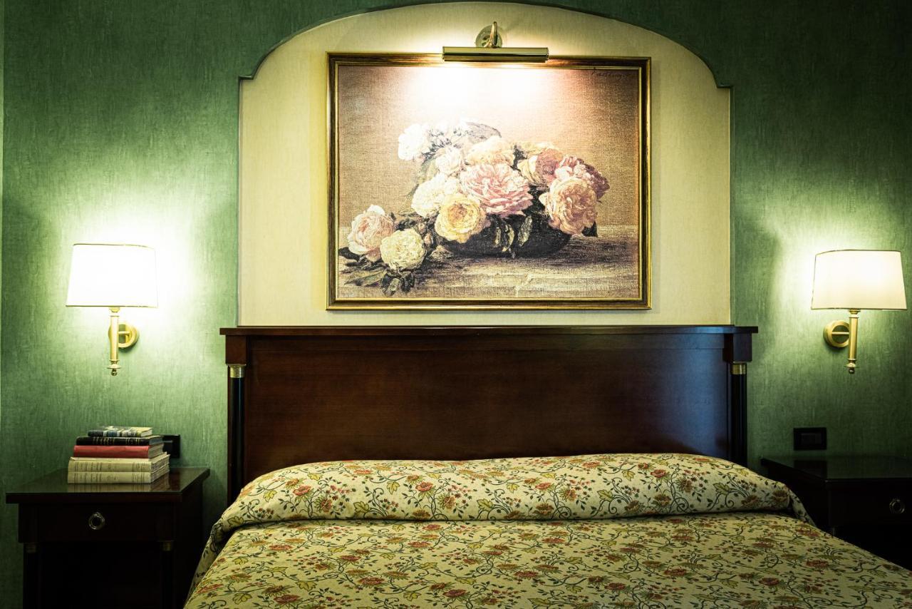 Hotel Petite Fleur 로카라소 외부 사진